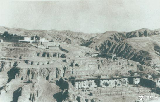 1947年12月25日至28日，中共中央在陜北米脂楊家溝召開擴大會議（十二月會議）。圖為會議會址。